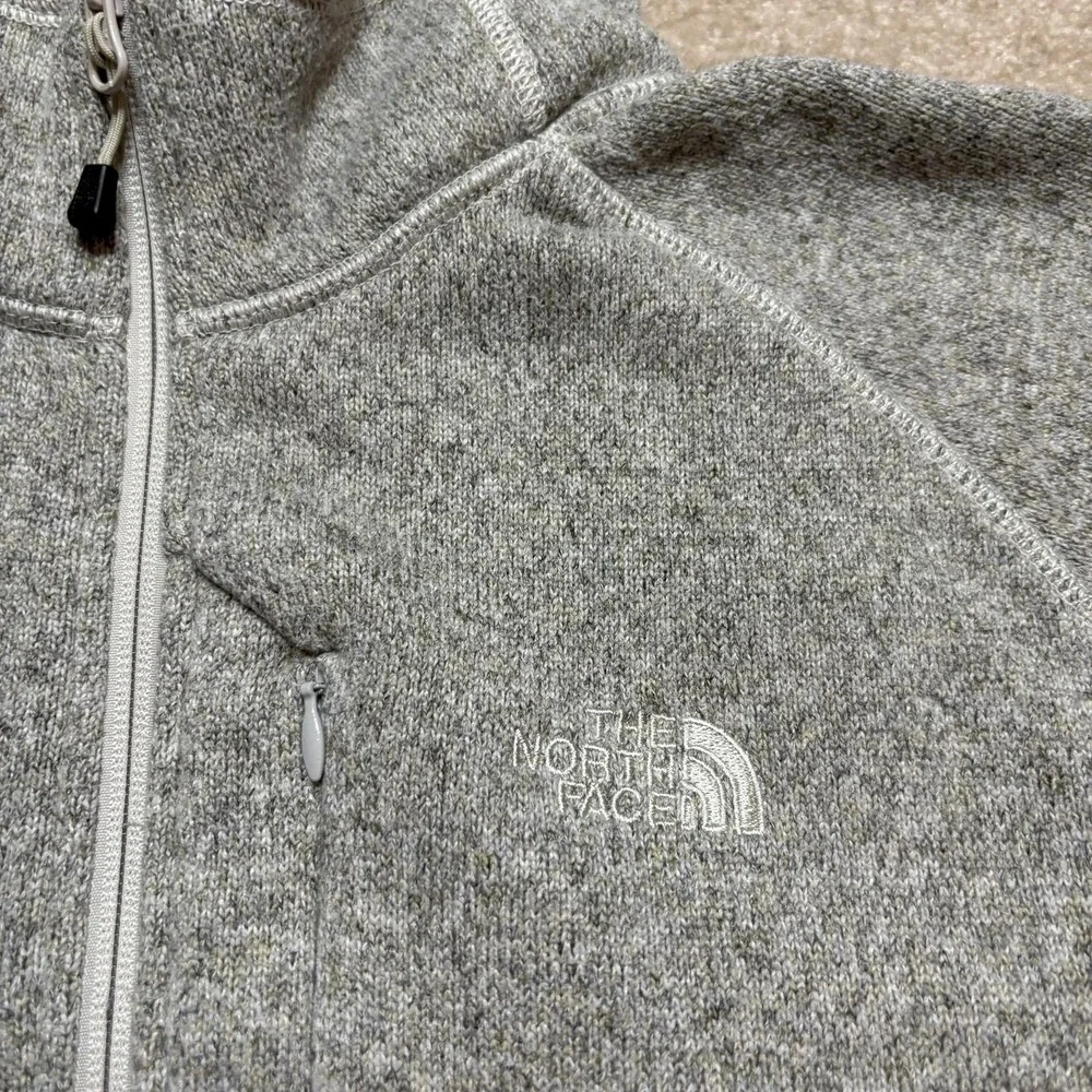 The North Face Fleece Pullover Mens XL Gray 1/4 Zip Mock Neck Hiking Outdoor